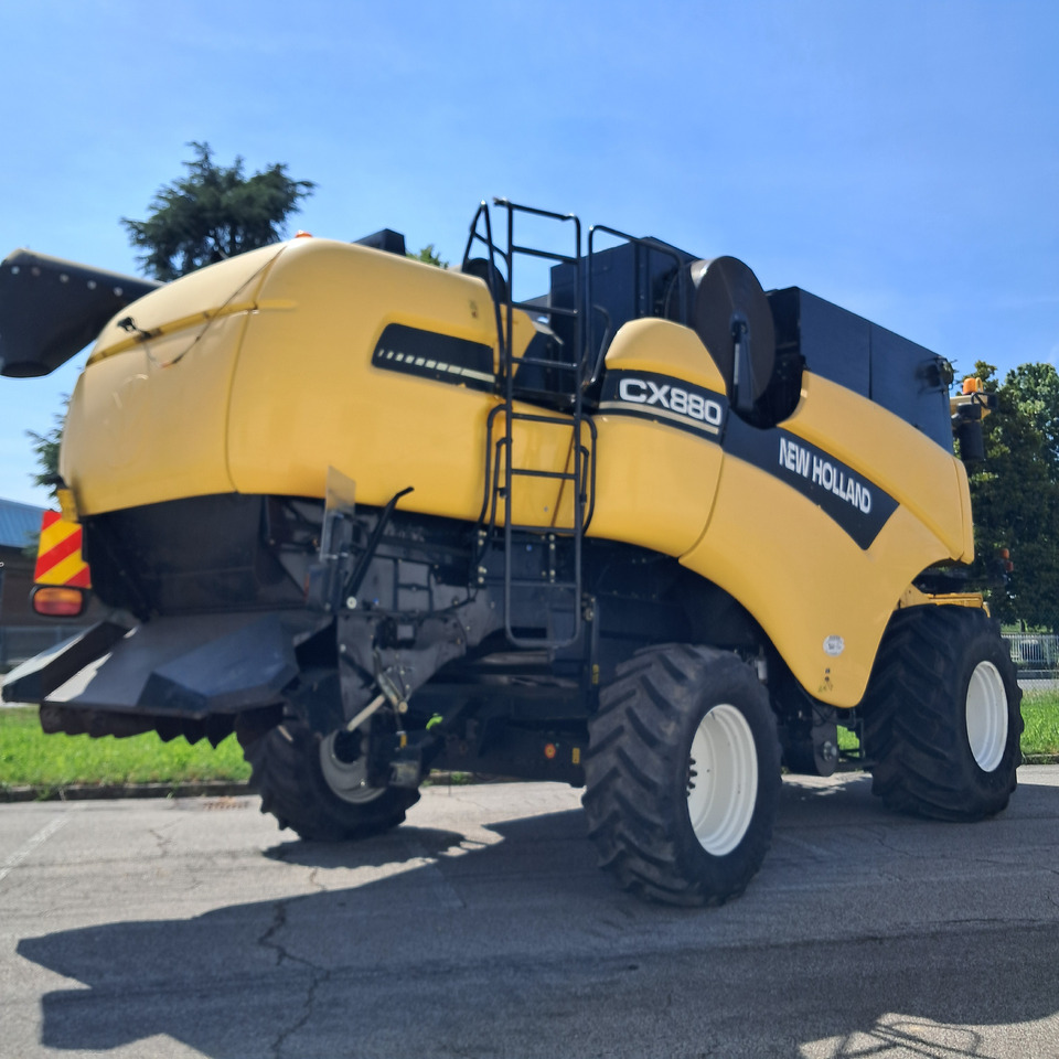 NEW HOLLAND CX880 - Cosechadora de granos: foto 5 NEW HOLLAND CX880 - Cosechadora de granos: foto 5