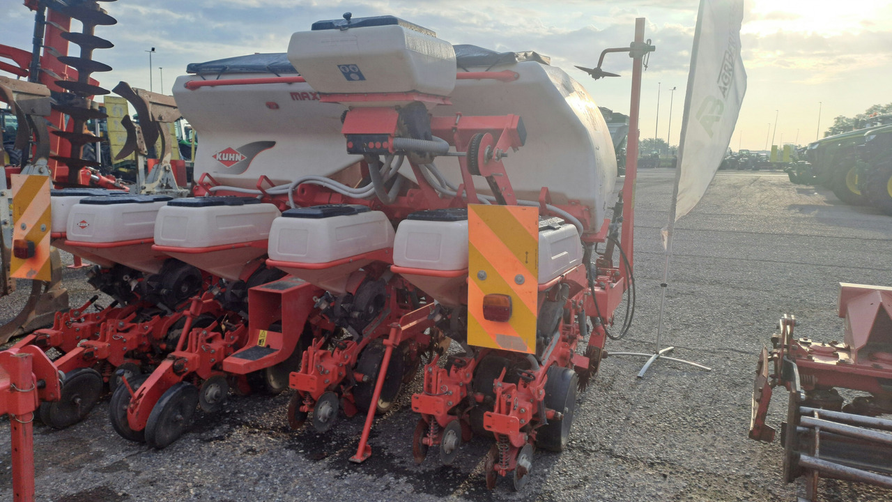 SEMINATRICE DI PRECISIONE KUHN MAXIMA 2 TD - Sembradora: foto 3 SEMINATRICE DI PRECISIONE KUHN MAXIMA 2 TD - Sembradora: foto 3