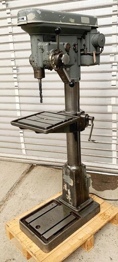 Säulenbohrmaschine IXION - Taladro de columna: foto 1 Säulenbohrmaschine IXION - Taladro de columna: foto 1