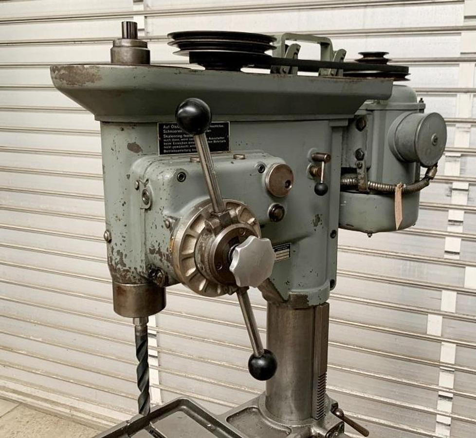 Säulenbohrmaschine IXION - Taladro de columna: foto 2 Säulenbohrmaschine IXION - Taladro de columna: foto 2