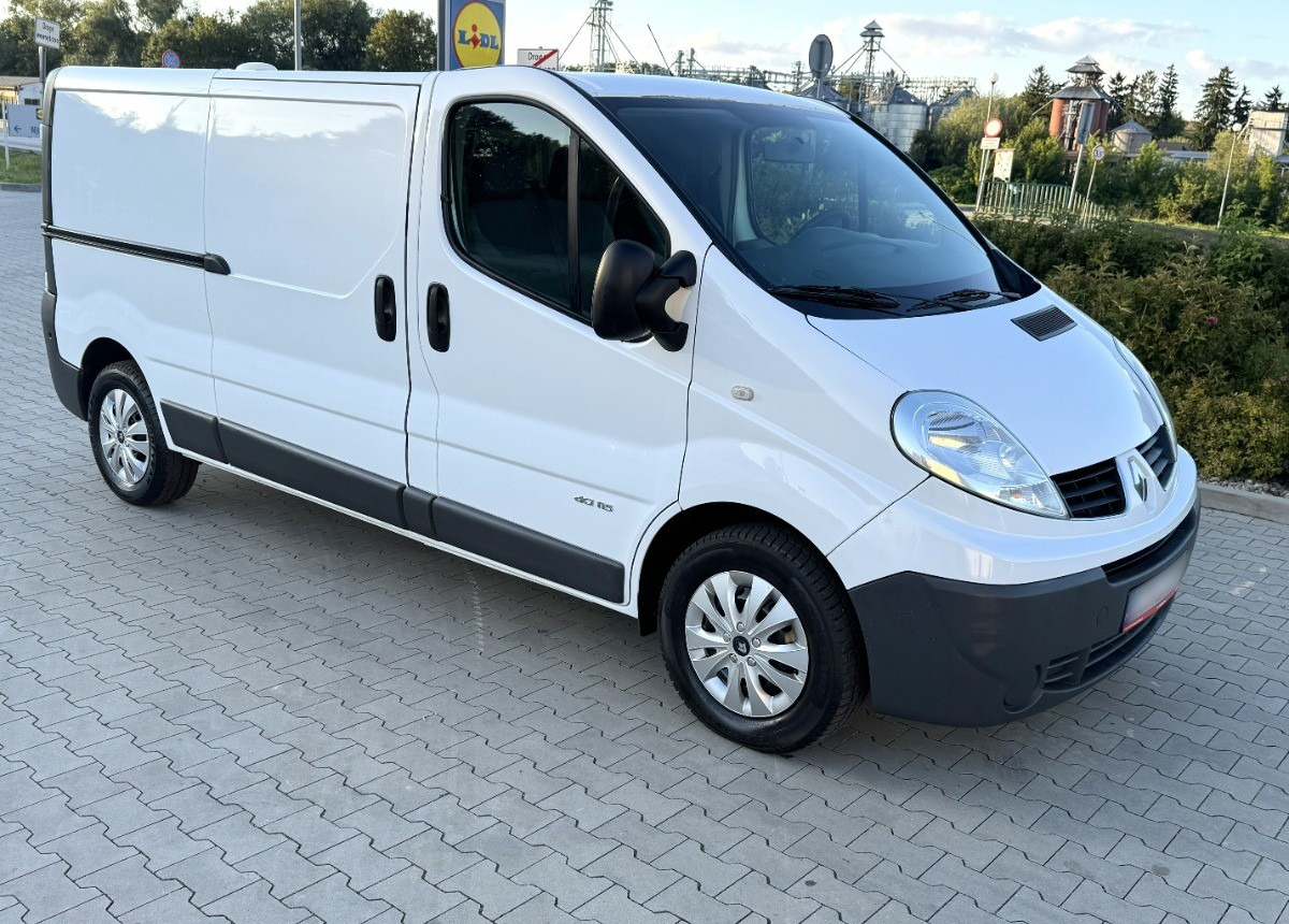Renault Trafic 2.0 DCI 115KM LONG 2012 Rok Klimatyzacja Nawigacja BEZWYPADKOWY - Furgón: foto 3 Renault Trafic 2.0 DCI 115KM LONG 2012 Rok Klimatyzacja Nawigacja BEZWYPADKOWY - Furgón: foto 3