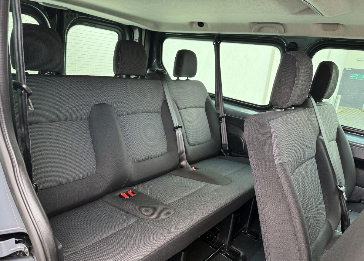 Minibús, Furgoneta de pasajeros Renault Trafic Long 9 osobowy 2.0 DCI 150 KM Rok 2023 Przewóz osób niepełnosprawnych: foto 30 Minibús, Furgoneta de pasajeros Renault Trafic Long 9 osobowy 2.0 DCI 150 KM Rok 2023 Przewóz osób niepełnosprawnych: foto 30