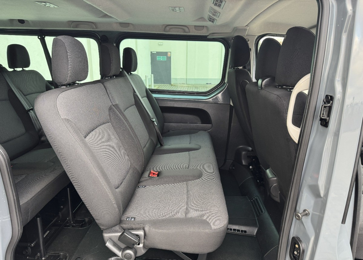 Minibús, Furgoneta de pasajeros Renault Trafic Long 9 osobowy 2.0 DCI 150 KM Rok 2023 Przewóz osób niepełnosprawnych: foto 29 Minibús, Furgoneta de pasajeros Renault Trafic Long 9 osobowy 2.0 DCI 150 KM Rok 2023 Przewóz osób niepełnosprawnych: foto 29