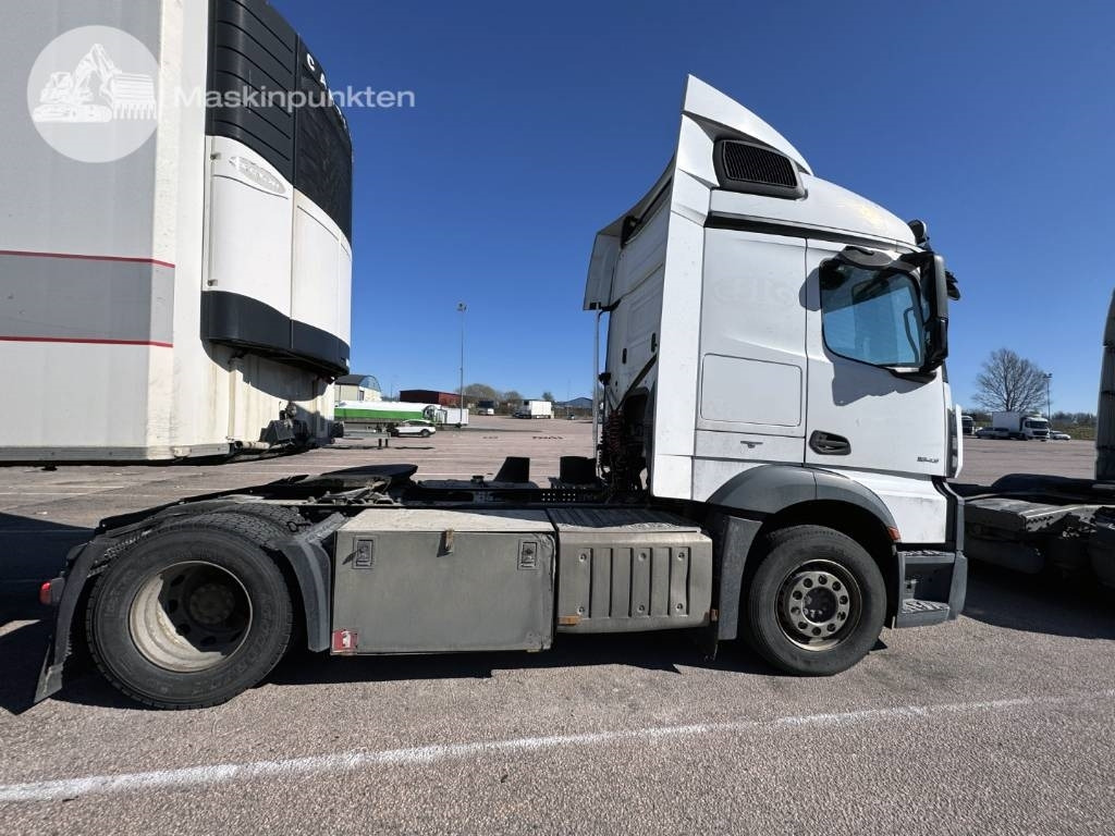 Mercedes-Benz Actros 1843 - Cabeza tractora: foto 1 Mercedes-Benz Actros 1843 - Cabeza tractora: foto 1