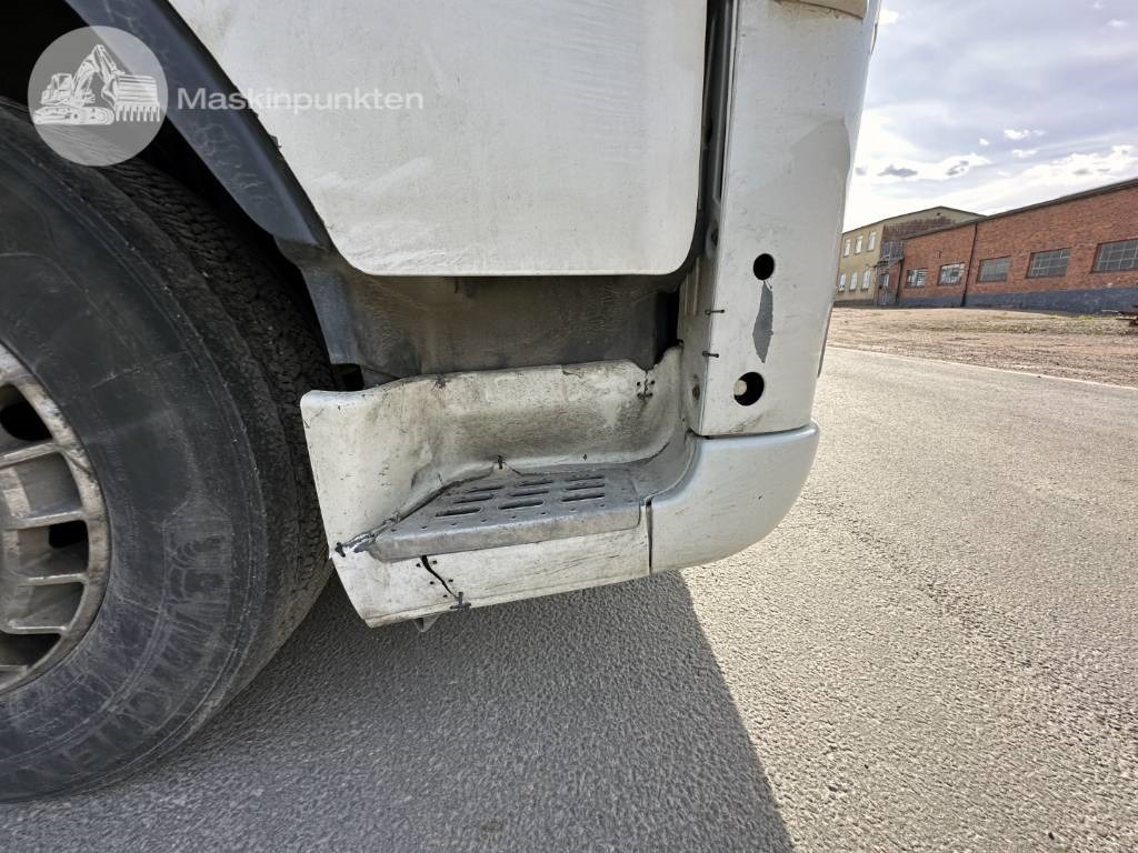 Cabeza tractora Volvo FH 460: foto 40
