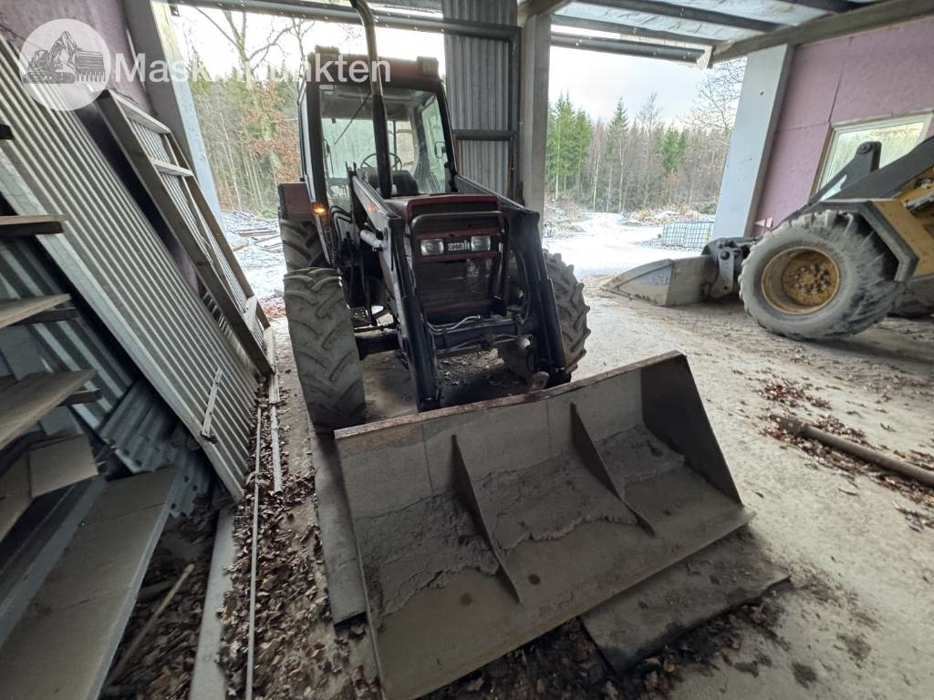 Case INT 844 XL traktor med frontlastare - Tractor: foto 4 Case INT 844 XL traktor med frontlastare - Tractor: foto 4