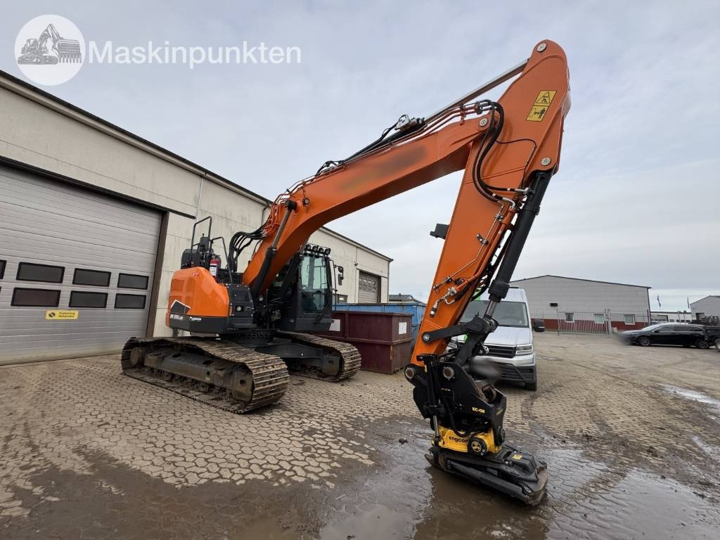 Develon DX 235 LCR - Excavadora de cadenas: foto 1 Develon DX 235 LCR - Excavadora de cadenas: foto 1