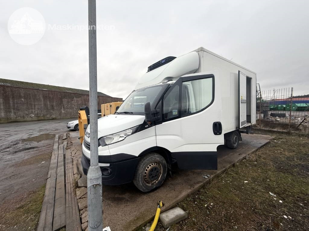 Iveco Daily 35 S16 - Furgoneta frigorifica: foto 1 Iveco Daily 35 S16 - Furgoneta frigorifica: foto 1