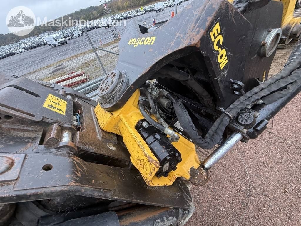 Excavadora de cadenas Komatsu PC 210 LC-11EO: foto 18