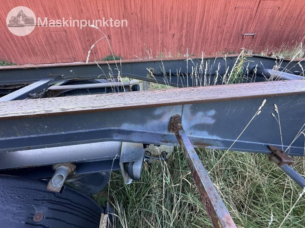 Mjölbysläpet SFL4-12,5-3 - Remolque multilift/ Portacontenedores de cadenas: foto 5 Mjölbysläpet SFL4-12,5-3 - Remolque multilift/ Portacontenedores de cadenas: foto 5