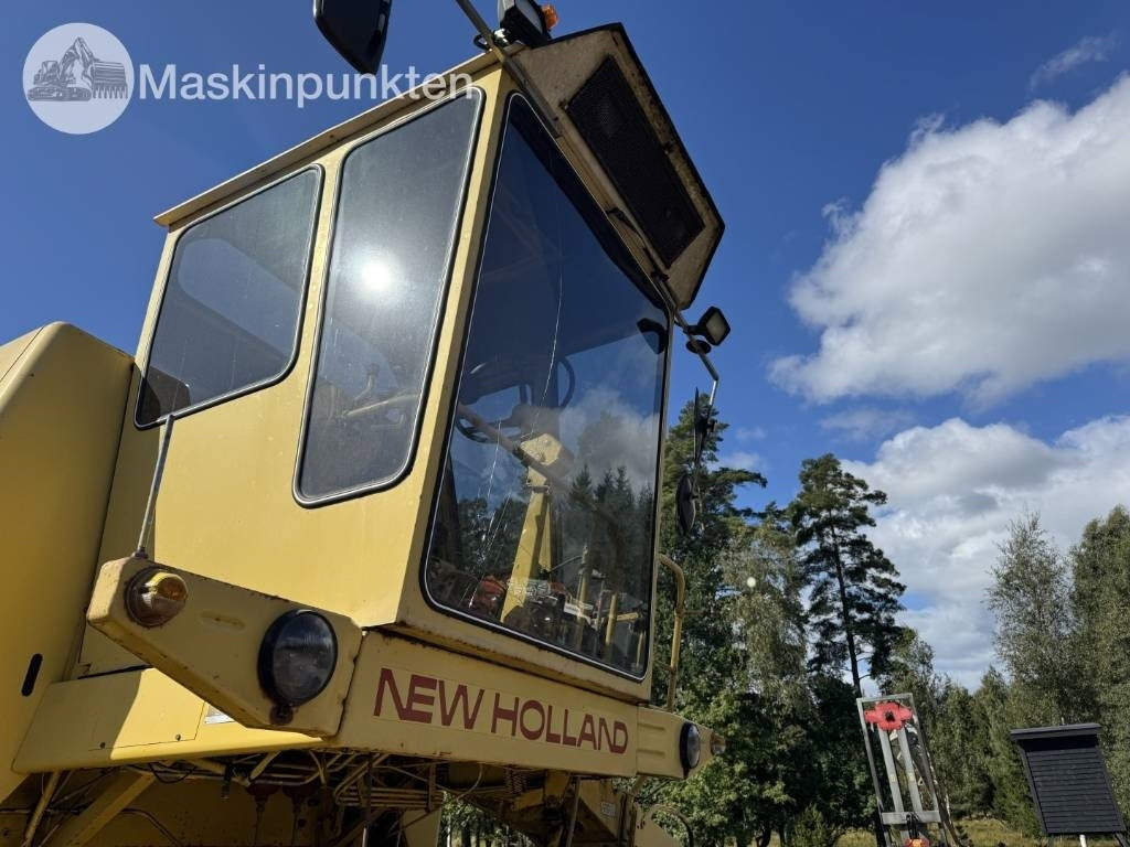 Cosechadora de granos New Holland 1530: foto 41 Cosechadora de granos New Holland 1530: foto 41