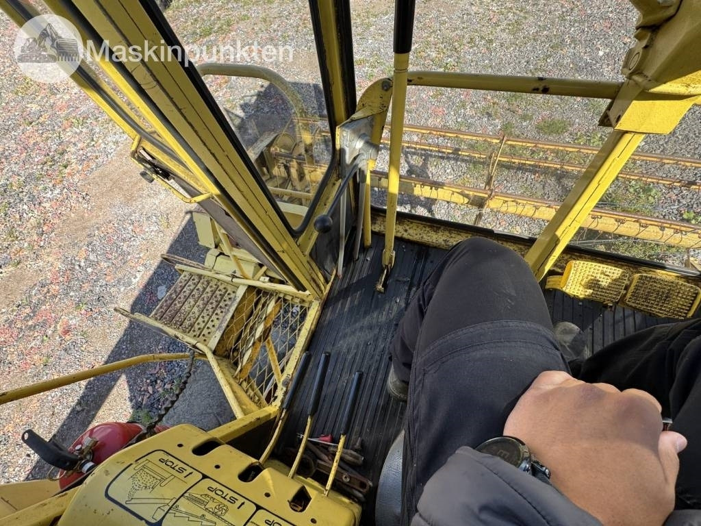 Cosechadora de granos New Holland 1530: foto 45 Cosechadora de granos New Holland 1530: foto 45