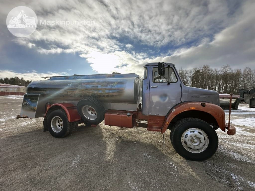 Camión cisterna Scania Vabis L 50 Tankbil: foto 1