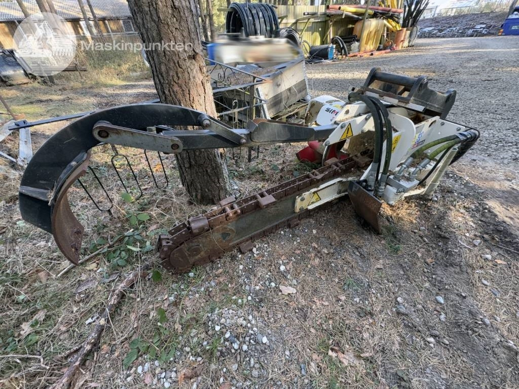 Simex CHD 12 B - Zanjadora: foto 2 Simex CHD 12 B - Zanjadora: foto 2