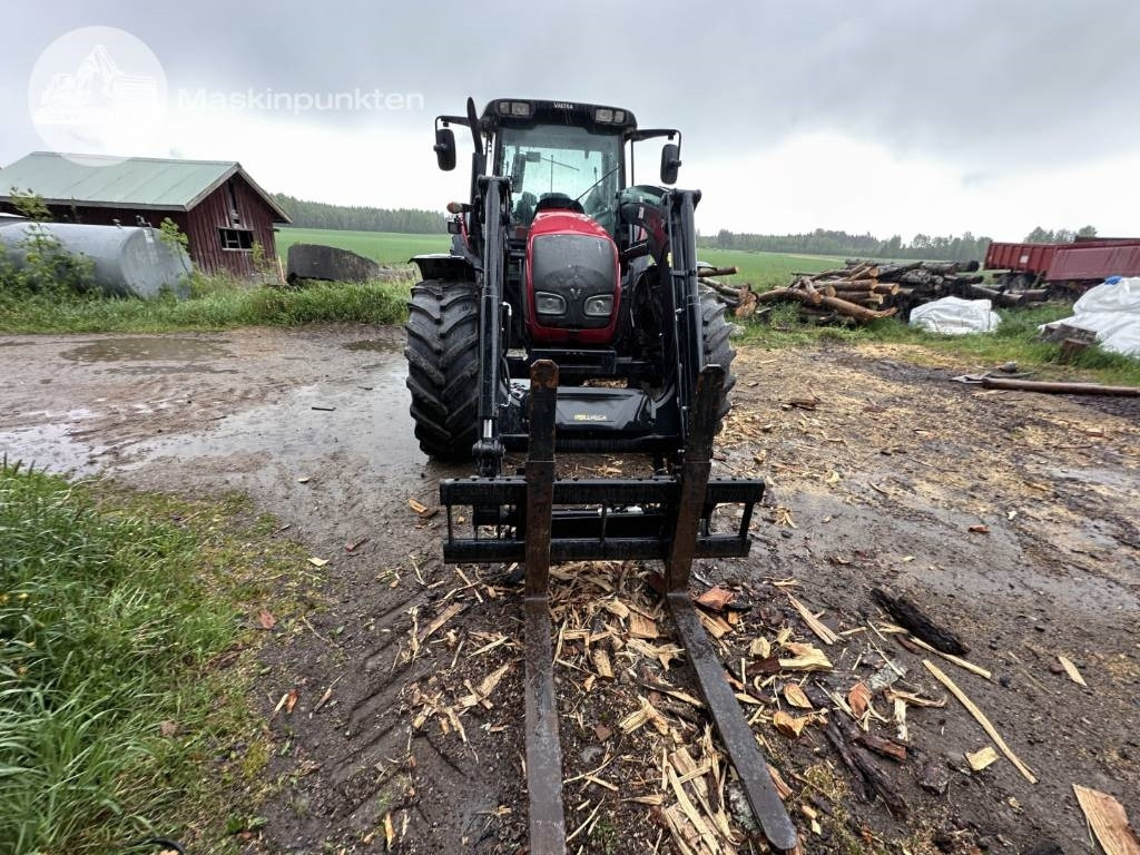 Valtra N 121 - Tractor: foto 3 Valtra N 121 - Tractor: foto 3