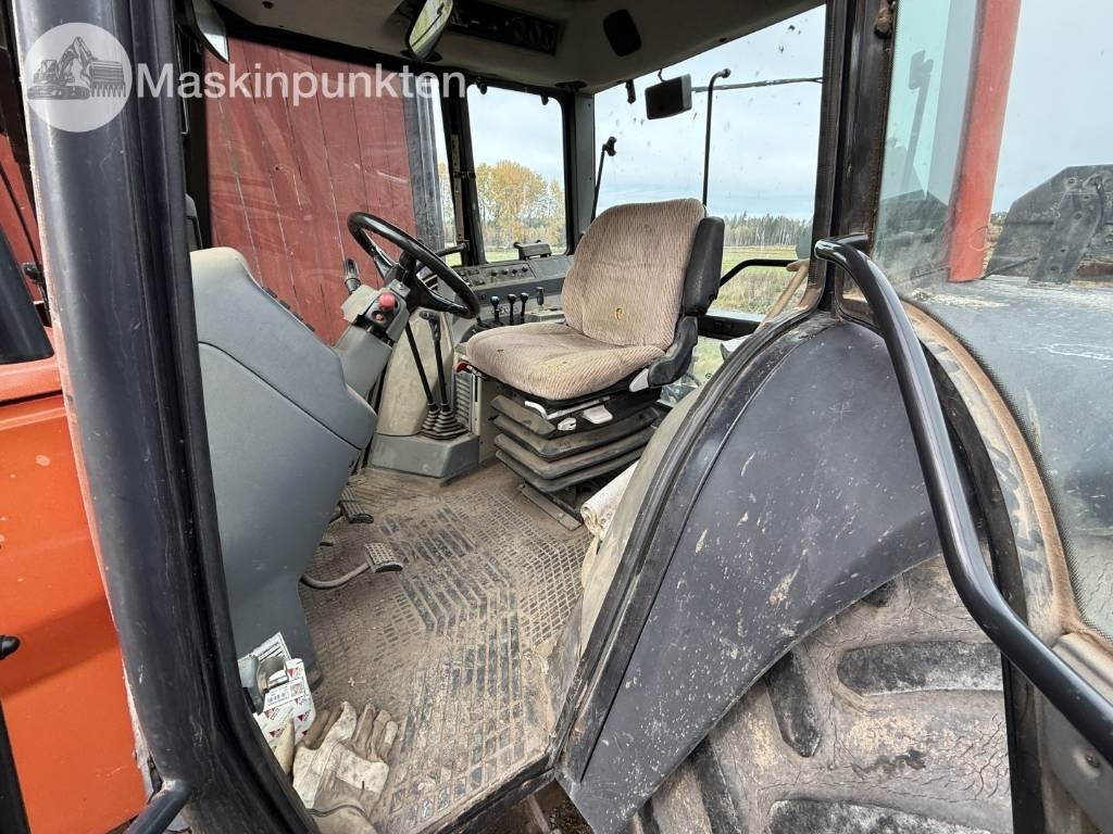 Tractor Valtra Valmet 8350-4: foto 8 Tractor Valtra Valmet 8350-4: foto 8