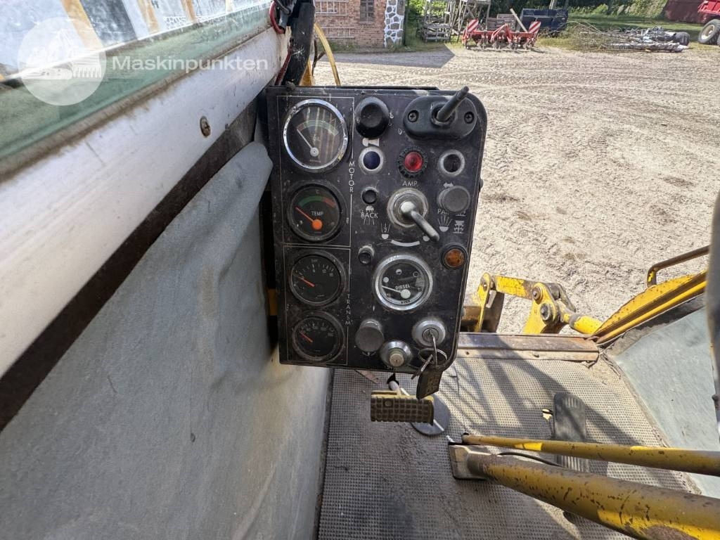 Leasing de Volvo BM 840  Volvo BM 840: foto 50