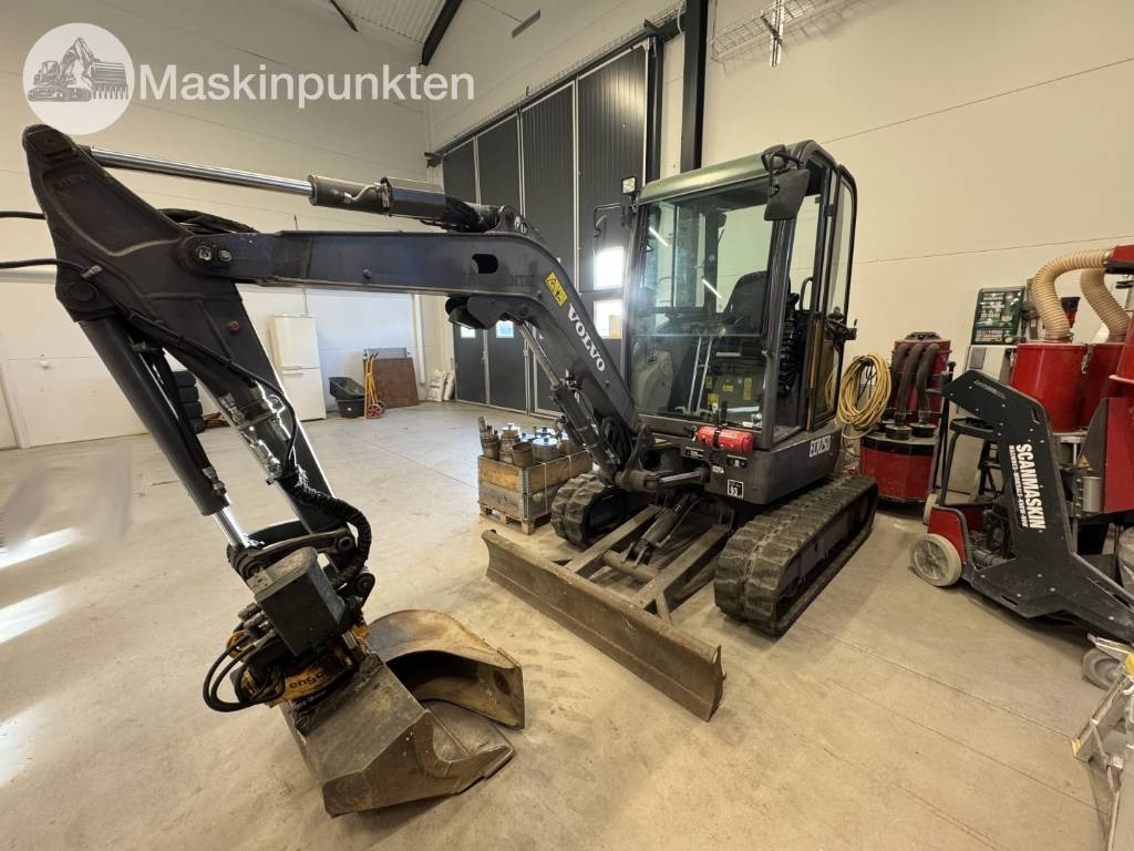 Volvo ECR 25 D - Miniexcavadora: foto 1 Volvo ECR 25 D - Miniexcavadora: foto 1