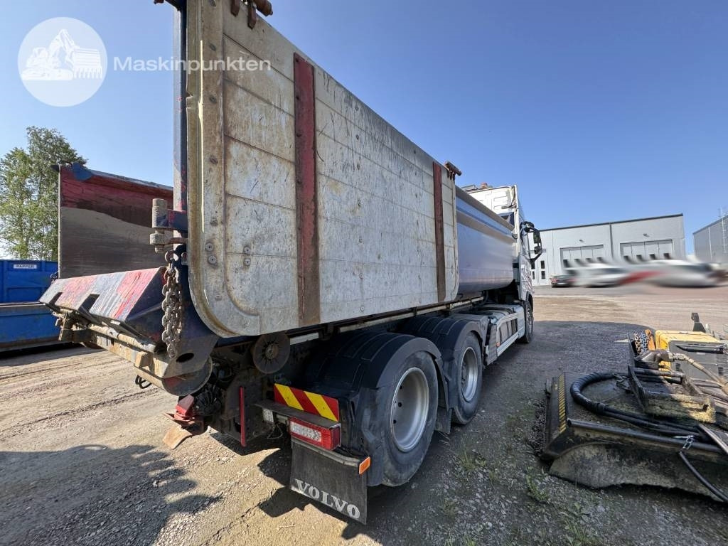 Volvo FH 16 750 - Camión multibasculante: foto 5 Volvo FH 16 750 - Camión multibasculante: foto 5