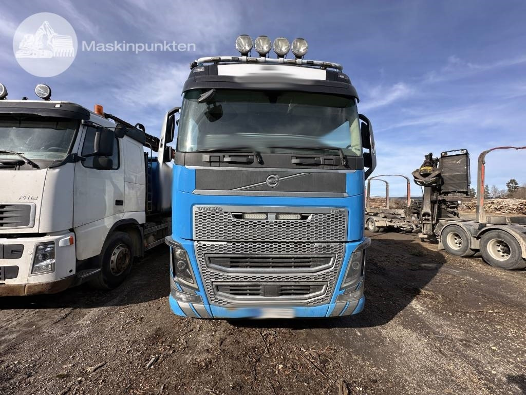 Volvo FH 16 750 - Camión forestal: foto 4 Volvo FH 16 750 - Camión forestal: foto 4