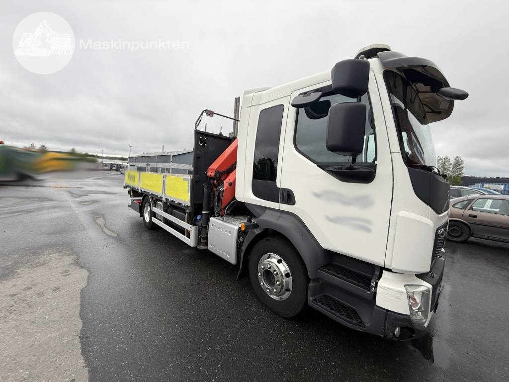 Volvo FL 260 - Camión grúa: foto 1 Volvo FL 260 - Camión grúa: foto 1