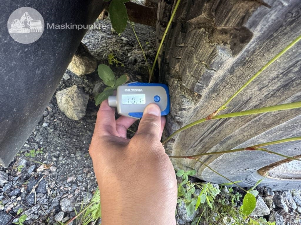 Camión grúa Volvo FL 614: foto 19