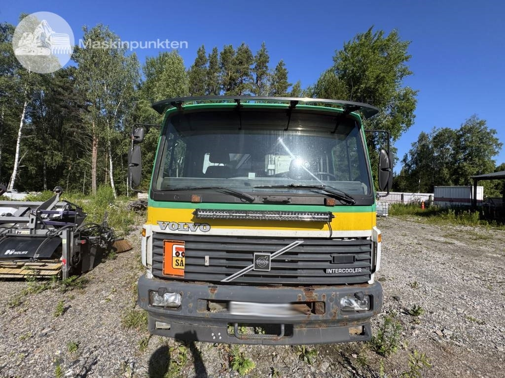 Camión grúa Volvo FL 614: foto 6