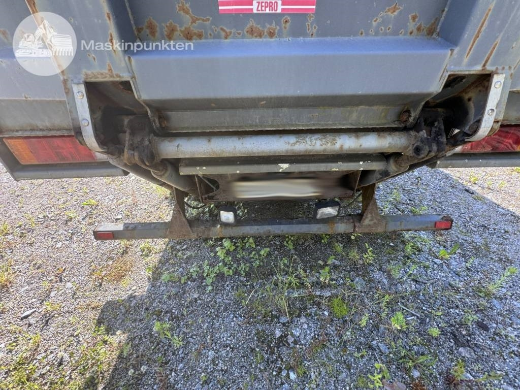 Camión grúa Volvo FL 614: foto 15