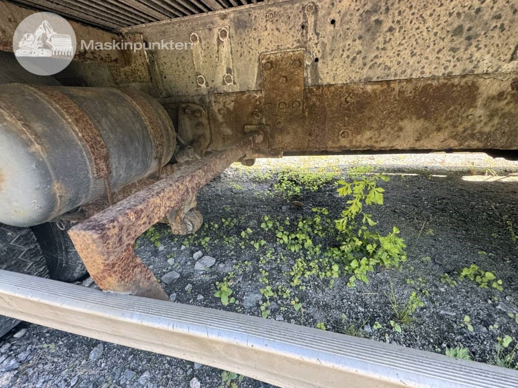 Camión grúa Volvo FL 614: foto 21