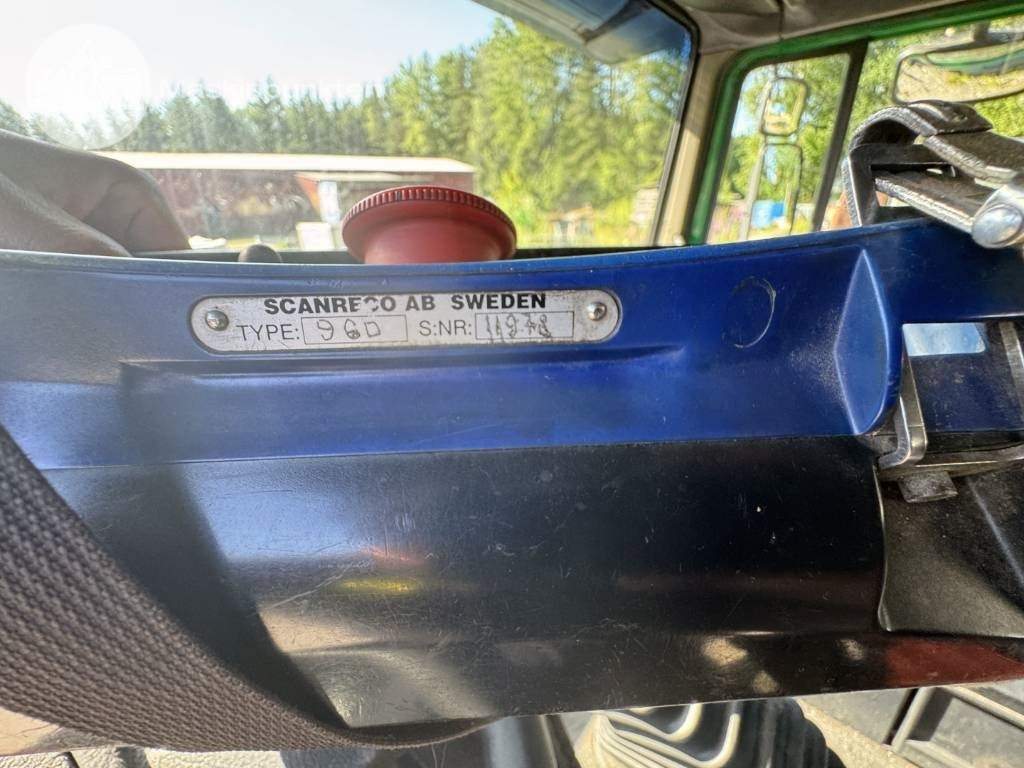 Camión grúa Volvo FL 614: foto 38