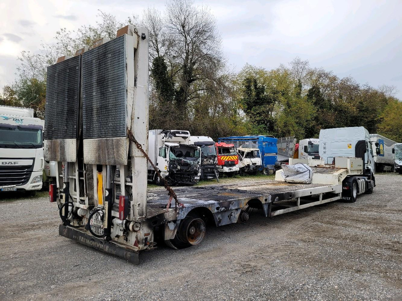 FAYMONVILLE FAYONWILL MULTIMAX - Semirremolque góndola rebajadas: foto 4 FAYMONVILLE FAYONWILL MULTIMAX - Semirremolque góndola rebajadas: foto 4