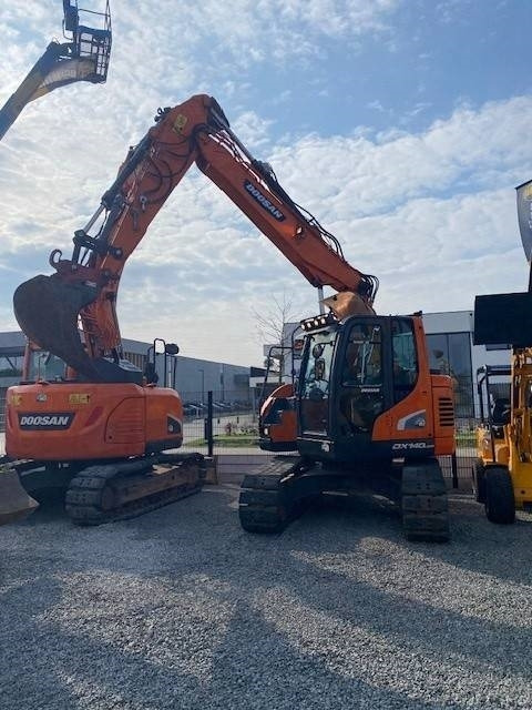 Excavadora de cadenas Doosan DX140 LCR-5: foto 13