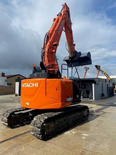 Hitachi ZX 135 US-6 - Excavadora de cadenas: foto 3 Hitachi ZX 135 US-6 - Excavadora de cadenas: foto 3