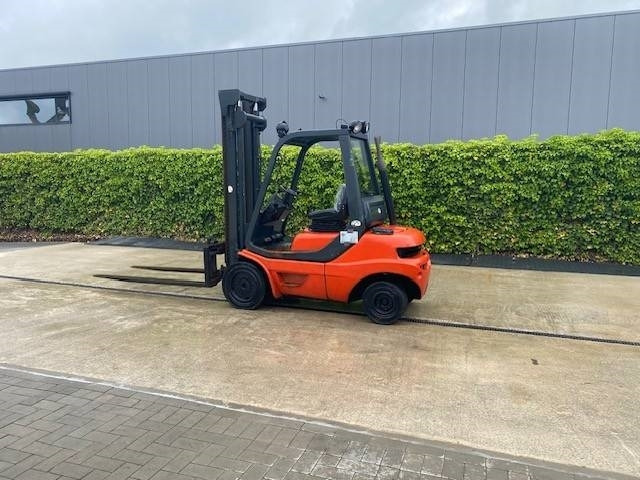 Linde H 30 D-03 - Carretilla elevadora diésel: foto 1 Linde H 30 D-03 - Carretilla elevadora diésel: foto 1