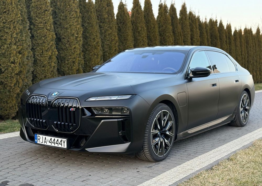 BMW Seria 7 - Sedan: foto 1 BMW Seria 7 - Sedan: foto 1