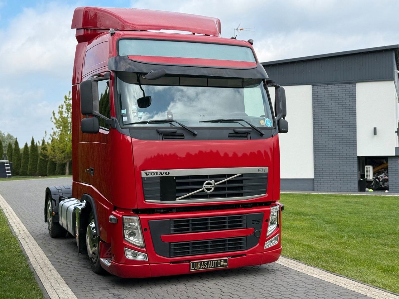 Volvo FH 500 LOW DECK LOW KMS - Cabeza tractora: foto 4 Volvo FH 500 LOW DECK LOW KMS - Cabeza tractora: foto 4