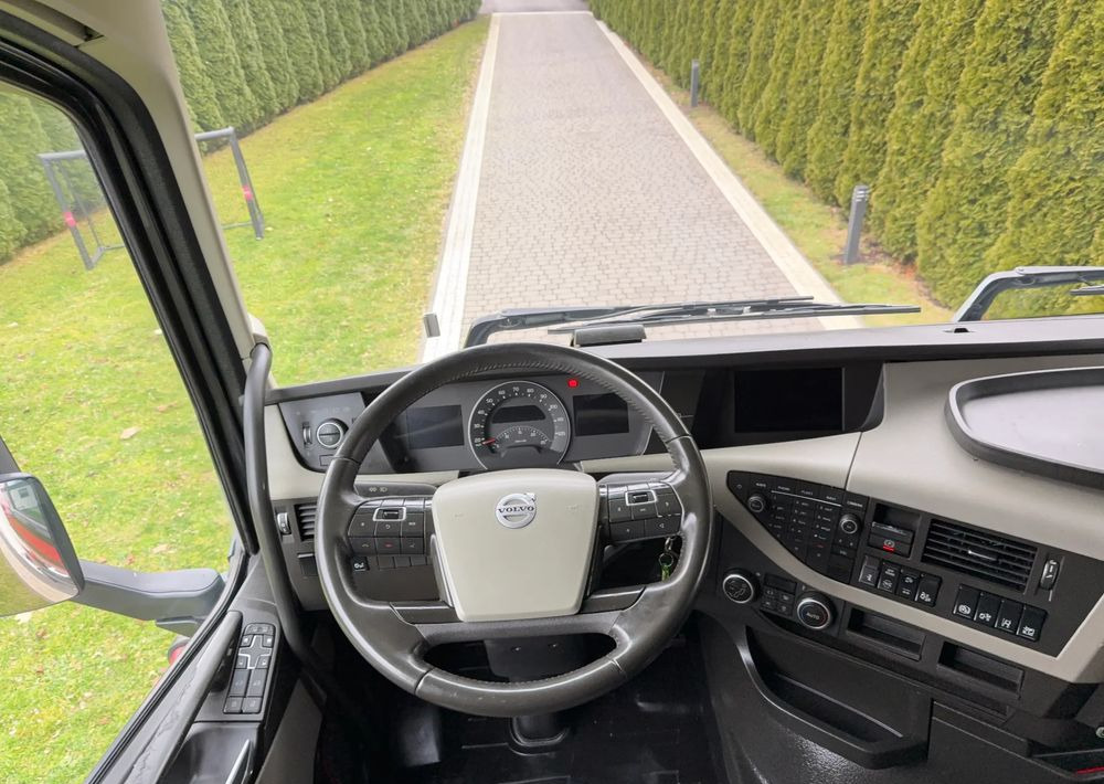 Camión frigorífico Volvo FH 500 6X2 CHEREAU THERMO KING UT1200: foto 12 Camión frigorífico Volvo FH 500 6X2 CHEREAU THERMO KING UT1200: foto 12