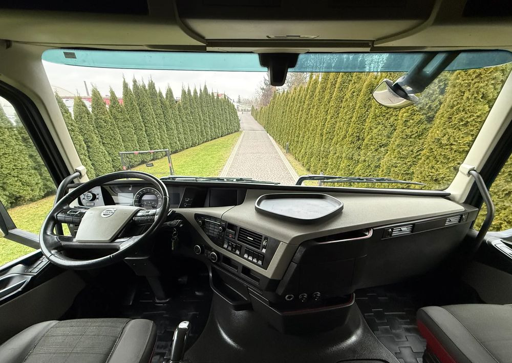 Camión frigorífico Volvo FH 500 6X2 CHEREAU THERMO KING UT1200: foto 11 Camión frigorífico Volvo FH 500 6X2 CHEREAU THERMO KING UT1200: foto 11