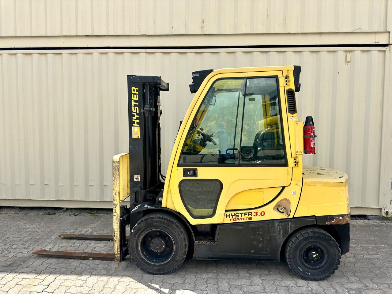 Hyster H3.0FT / Diesel / Triplex / Ex Armee - Carretilla elevadora diésel: foto 2 Hyster H3.0FT / Diesel / Triplex / Ex Armee - Carretilla elevadora diésel: foto 2
