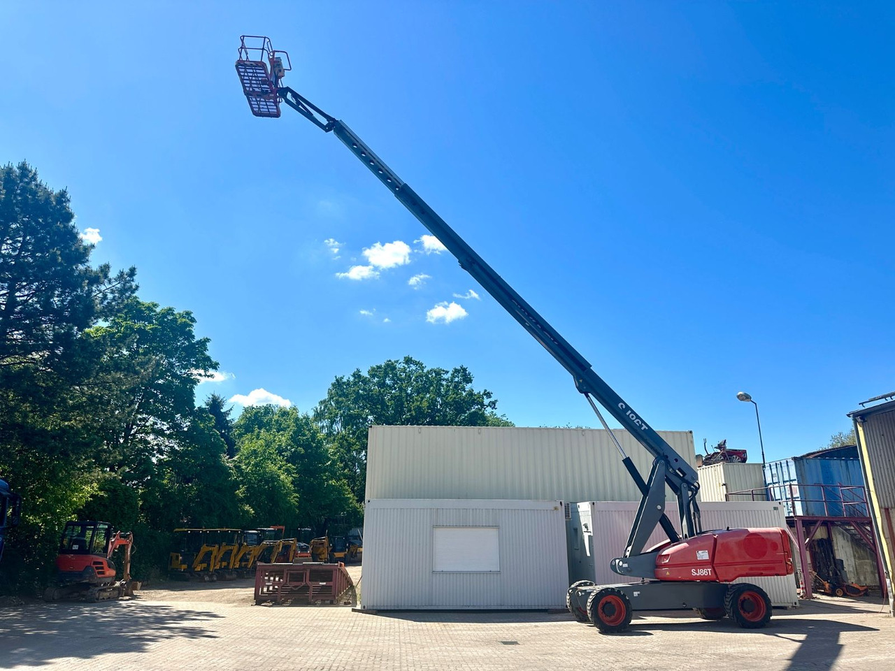 Skyjack SJ86T / 2018 BJ / 28 Meter - Camión con plataforma elevadora: foto 2 Skyjack SJ86T / 2018 BJ / 28 Meter - Camión con plataforma elevadora: foto 2