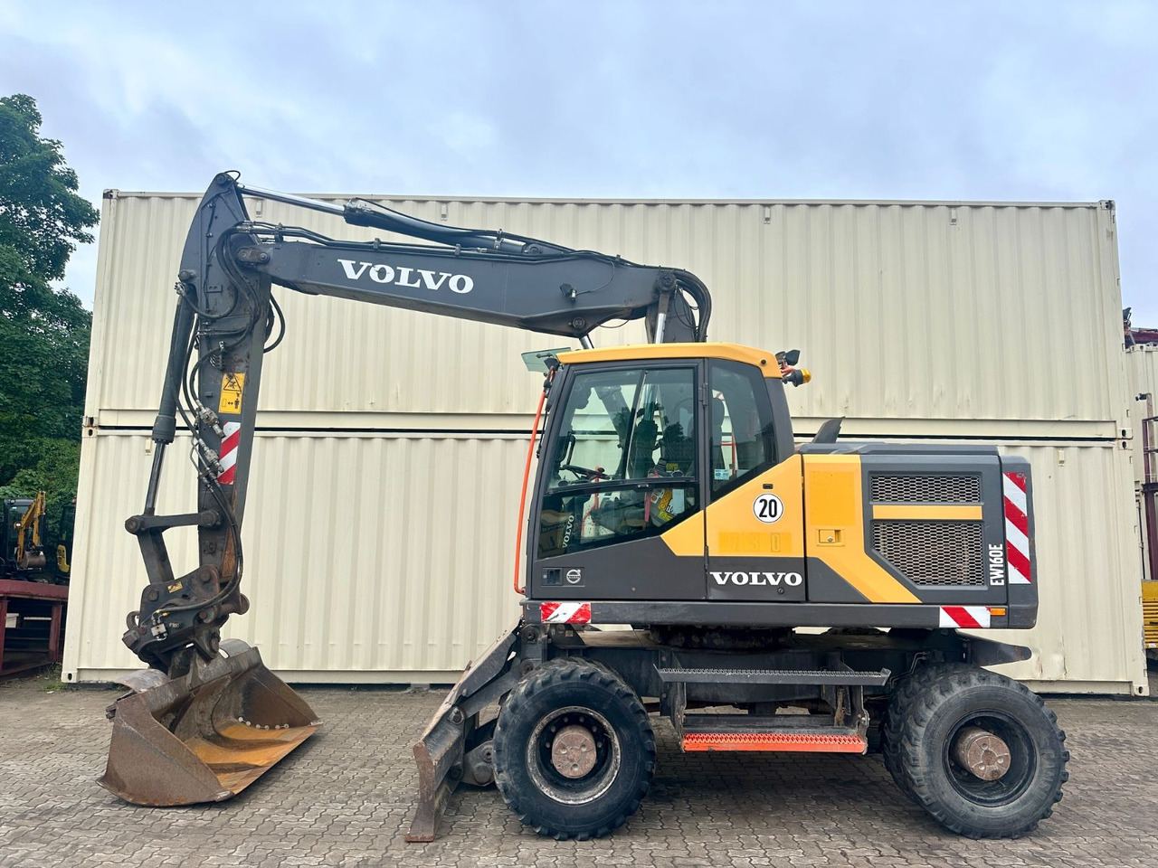 Volvo EW160E / 2016 BJ / Deutsche Maschine - Excavadora de ruedas: foto 1 Volvo EW160E / 2016 BJ / Deutsche Maschine - Excavadora de ruedas: foto 1