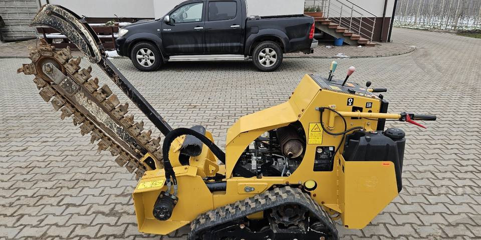 Koparka łańcuchowa Vermeer RTX250 silnik Kohler 25 KM 820 kg ditch witch - Excavadora de cadenas: foto 1 Koparka łańcuchowa Vermeer RTX250 silnik Kohler 25 KM 820 kg ditch witch - Excavadora de cadenas: foto 1
