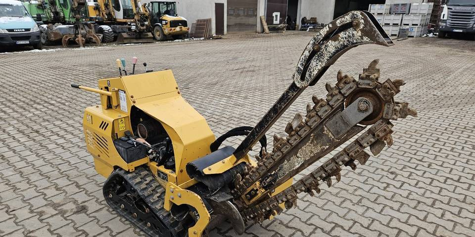 Koparka łańcuchowa Vermeer RTX250 silnik Kohler 25 KM 820 kg ditch witch - Excavadora de cadenas: foto 4 Koparka łańcuchowa Vermeer RTX250 silnik Kohler 25 KM 820 kg ditch witch - Excavadora de cadenas: foto 4