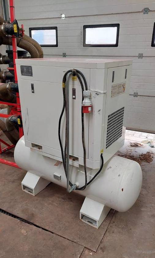 Nowy kompresor śrubowy Zelfir 7.5 kW 1100l/min zbiornik - Compresor de aire: foto 3 Nowy kompresor śrubowy Zelfir 7.5 kW 1100l/min zbiornik - Compresor de aire: foto 3