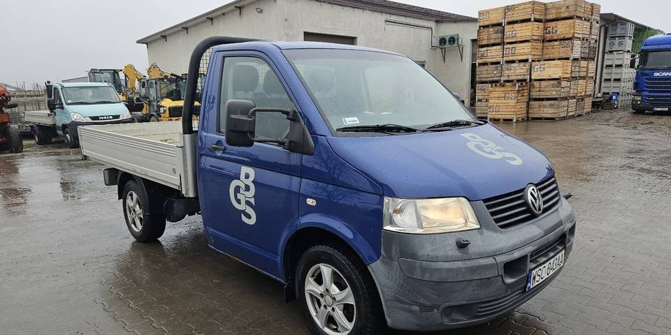 Volkswagen Transporter T5 2.5 skrzynia FV23% klima automat Webasto - Furgoneta caja abierta: foto 4 Volkswagen Transporter T5 2.5 skrzynia FV23% klima automat Webasto - Furgoneta caja abierta: foto 4