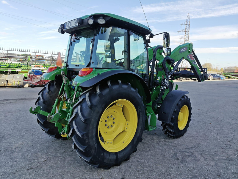 John Deere 5100M - Tractor: foto 3 John Deere 5100M - Tractor: foto 3