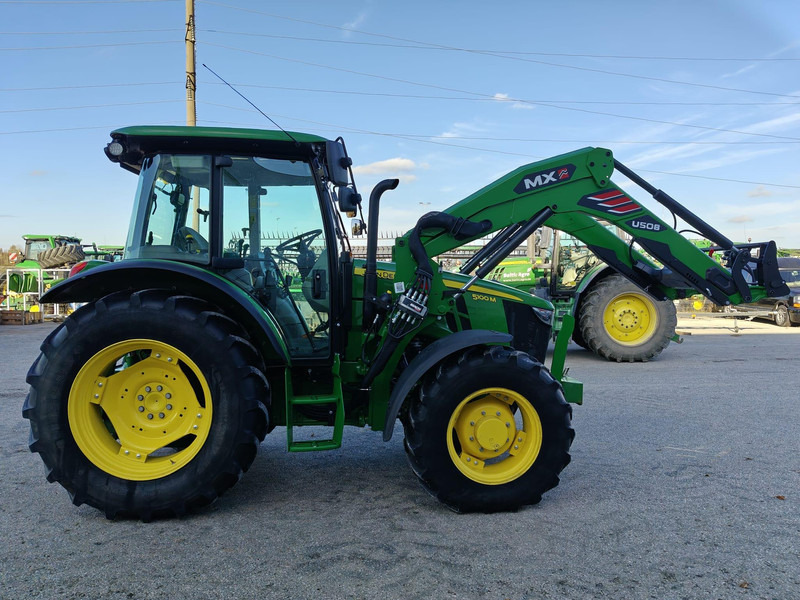 John Deere 5100M - Tractor: foto 2 John Deere 5100M - Tractor: foto 2