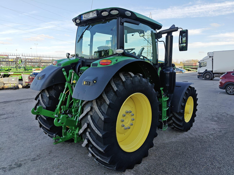 John Deere 6215R Autopowr - Tractor: foto 3 John Deere 6215R Autopowr - Tractor: foto 3