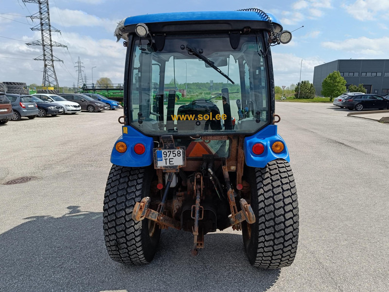 New Holland Boomer 40 - Tractor: foto 4 New Holland Boomer 40 - Tractor: foto 4