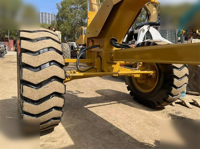 CATERPILLAR 140G - Grader: foto 4 CATERPILLAR 140G - Grader: foto 4